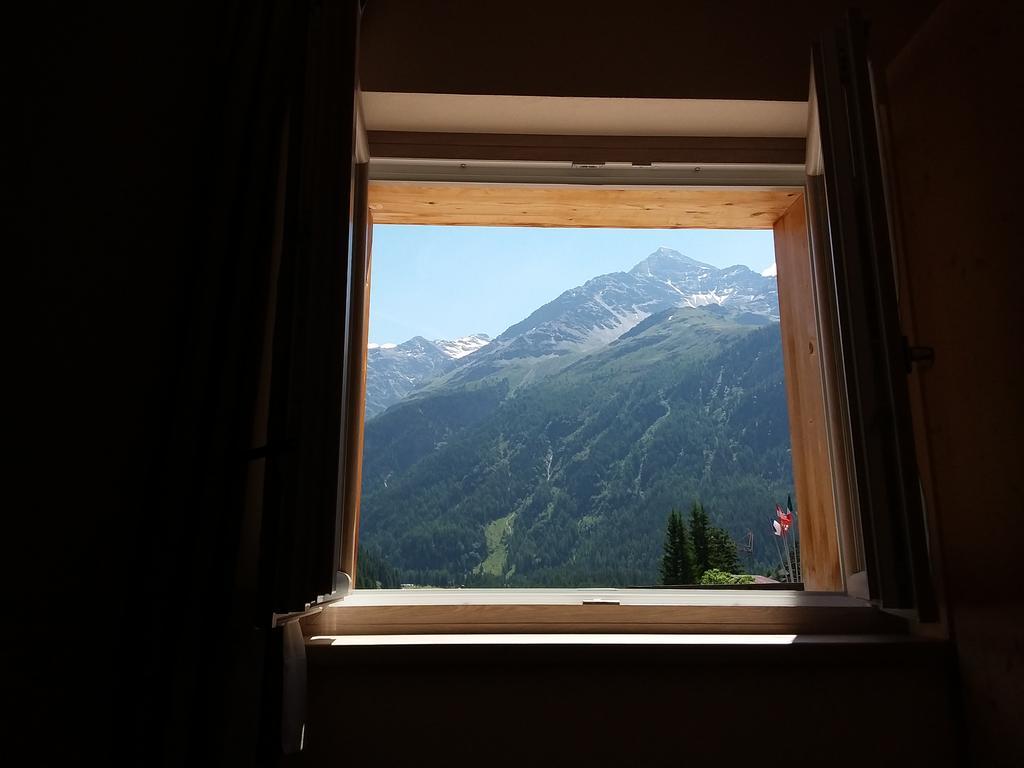 Hotel Meuble Adler - Rooms & Mountain Apartments Santa Caterina Valfurva Exterior foto