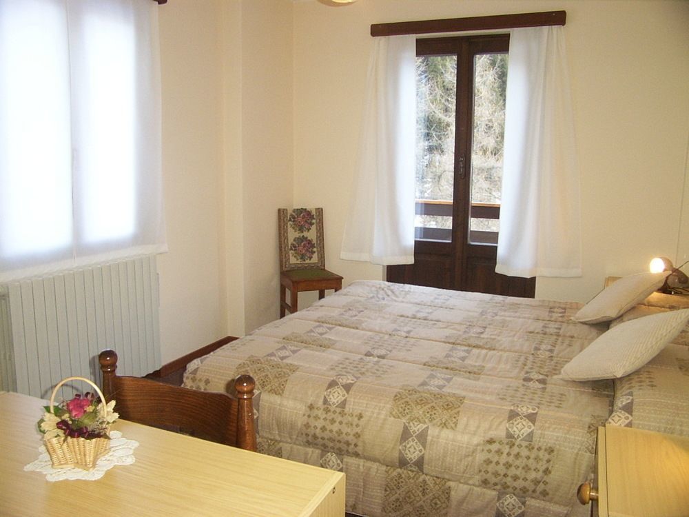 Hotel Meuble Adler - Rooms & Mountain Apartments Santa Caterina Valfurva Exterior foto